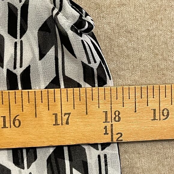 Collective Concepts Blouse Women's XS Black & White Sheer Sleeveless - Picture 6 of 12